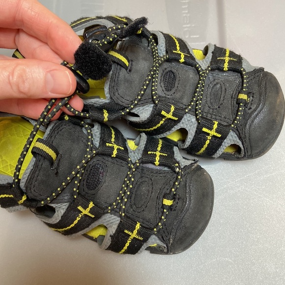 Eddie Bauer bump toe sandals grey and black size 8 - Picture 10 of 12